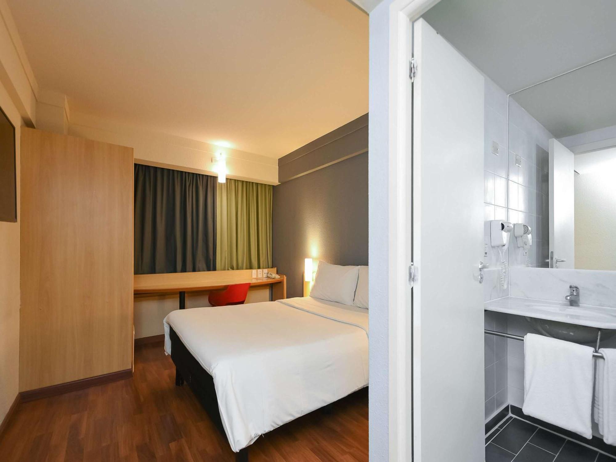 Отель Ibis Guarulhos Aeroporto Экстерьер фото