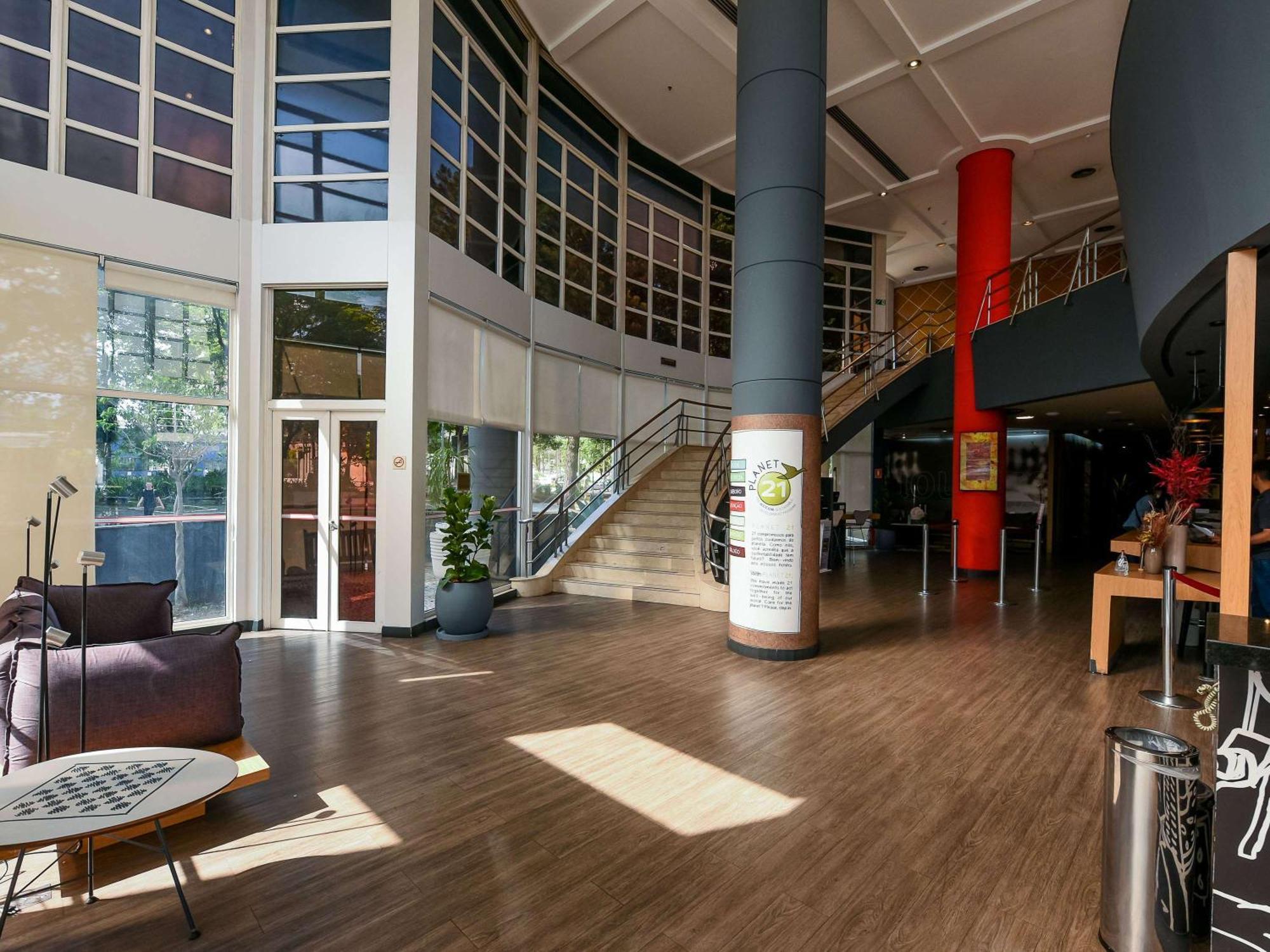 Отель Ibis Guarulhos Aeroporto Экстерьер фото